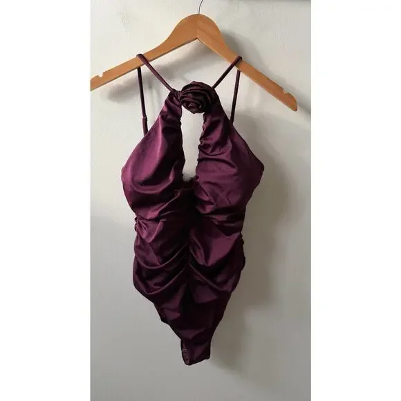 NOIRE SWIMWEAR Plum Flower Ruched One Piece size large brand new - Picture 2 of 6
